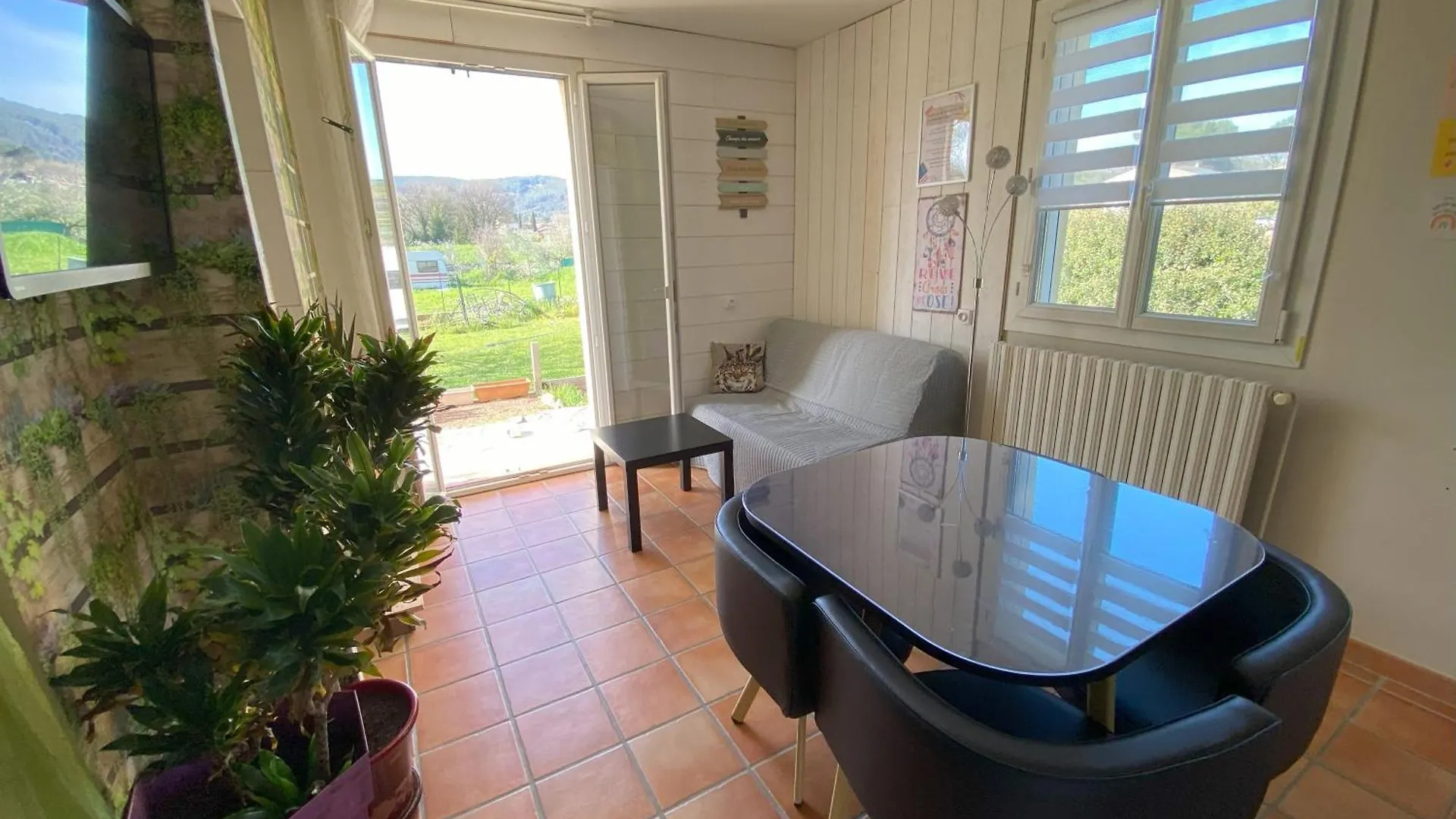Apartment Ferienwohnung Pause Provencale Le Muy